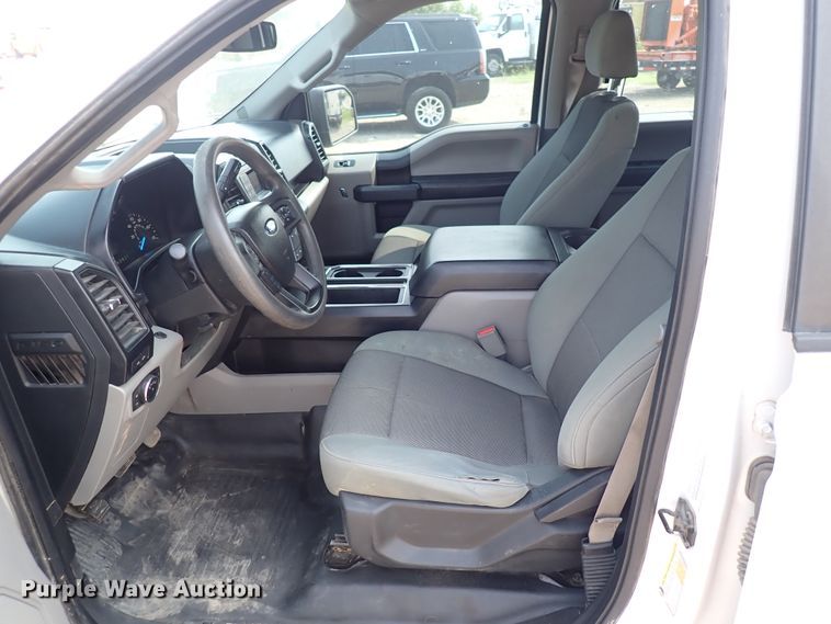 image for item DN1809 2016 Ford F150 XL  SuperCrew pickup truck