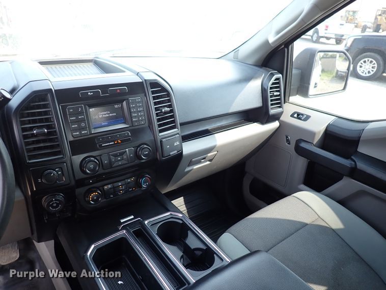 image for item DN1809 2016 Ford F150 XL  SuperCrew pickup truck