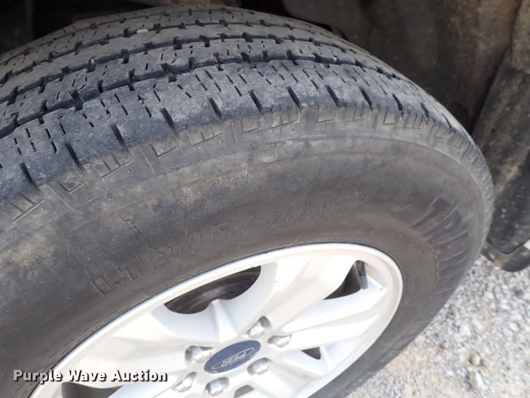 image for item DN1809 2016 Ford F150 XL  SuperCrew pickup truck