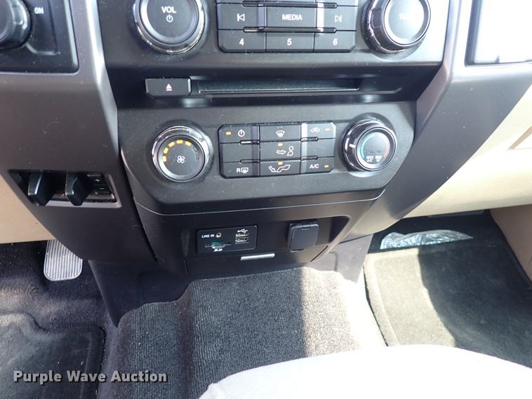 image for item DN1810 2015 Ford F150 XLT  SuperCrew pickup truck