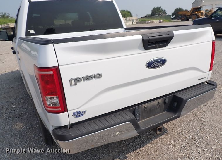 image for item DN1810 2015 Ford F150 XLT  SuperCrew pickup truck