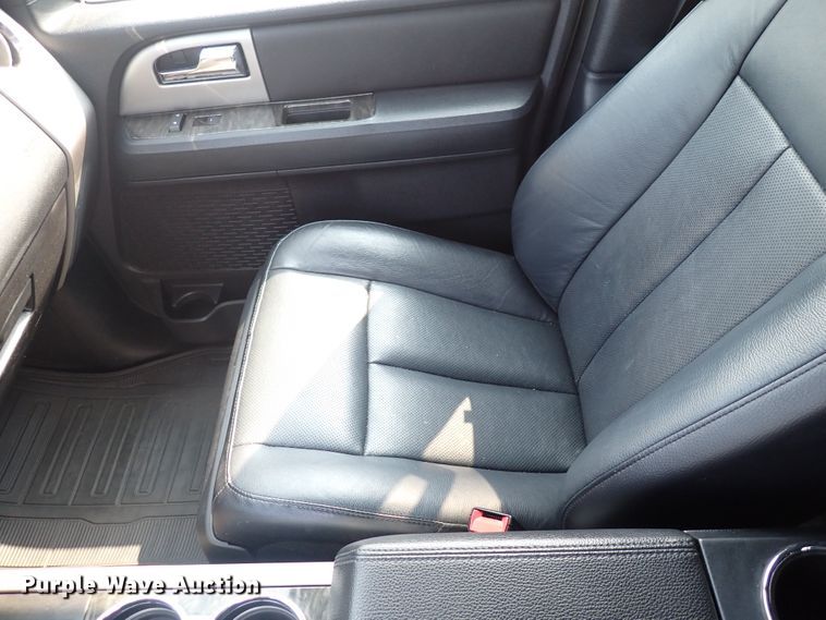 image for item DN1811 2017 Ford Expedition Limited  SUV