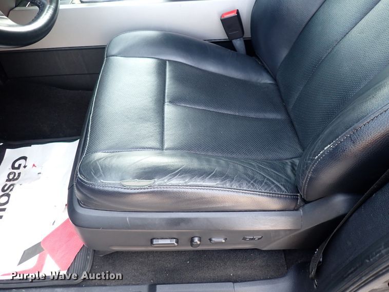 image for item DN1811 2017 Ford Expedition Limited  SUV