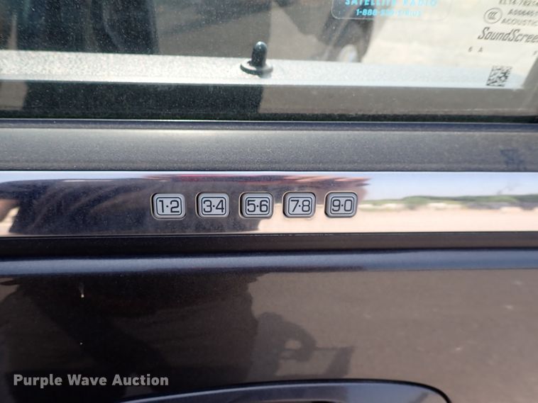 image for item DN1811 2017 Ford Expedition Limited  SUV