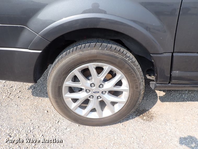 image for item DN1811 2017 Ford Expedition Limited  SUV