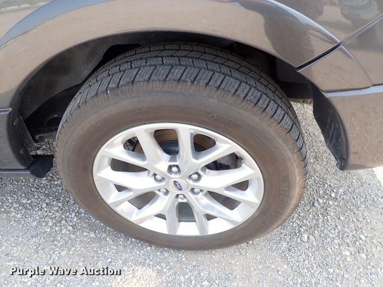 image for item DN1811 2017 Ford Expedition Limited  SUV