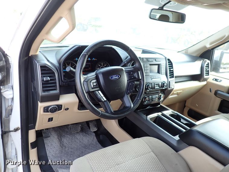 image for item DN1813 2017 Ford F150 XLT  SuperCrew pickup truck