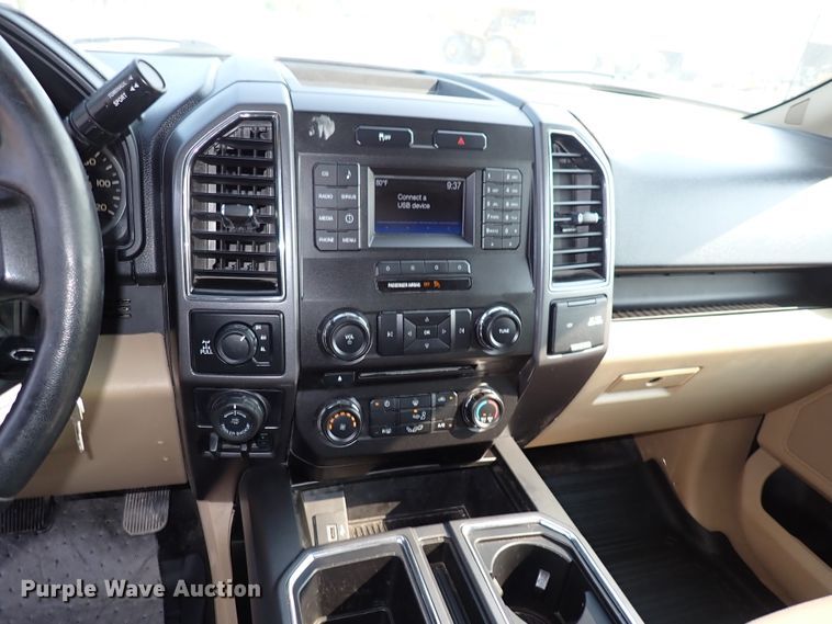 image for item DN1813 2017 Ford F150 XLT  SuperCrew pickup truck