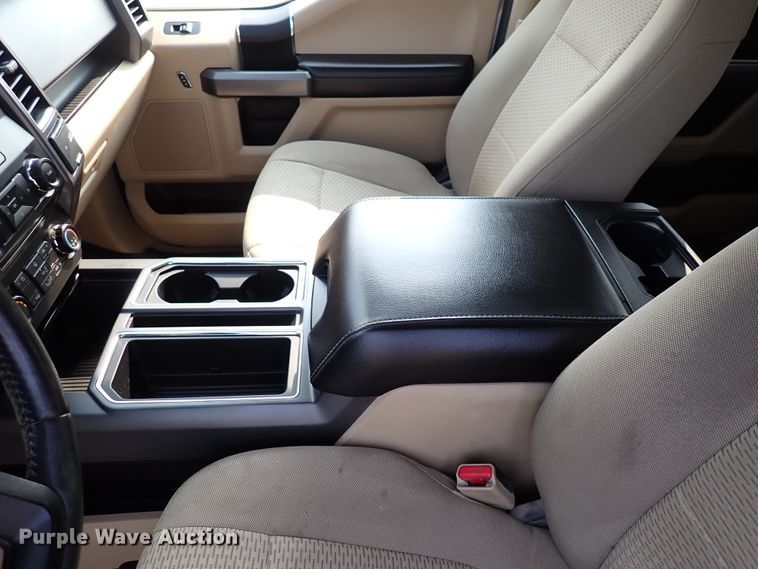 image for item DN1813 2017 Ford F150 XLT  SuperCrew pickup truck