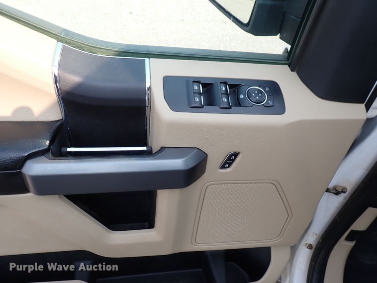 image for item DN1814 2018 Ford F150 XLT  SuperCrew pickup truck