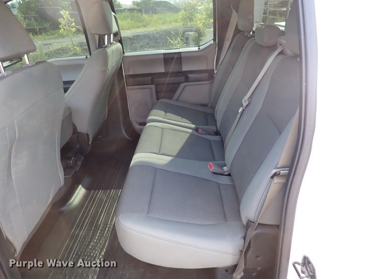 image for item DN1815 2015 Ford F150 XL  SuperCrew pickup truck