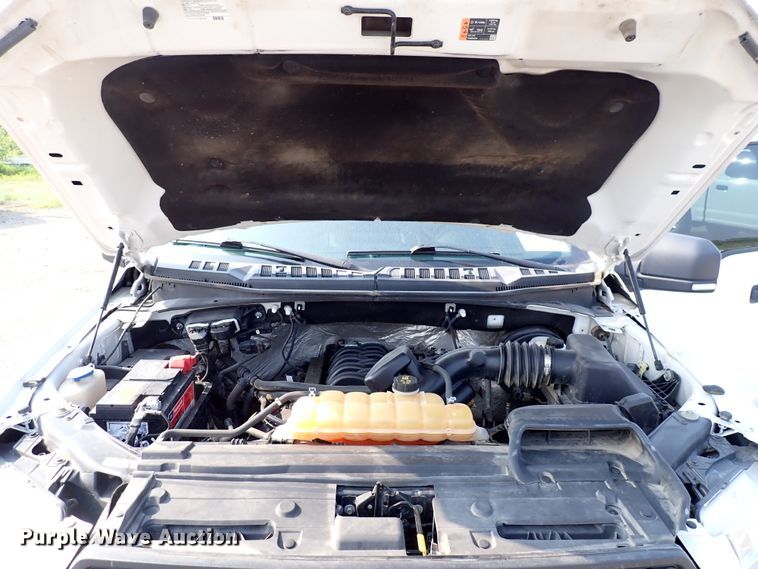 image for item DN1815 2015 Ford F150 XL  SuperCrew pickup truck