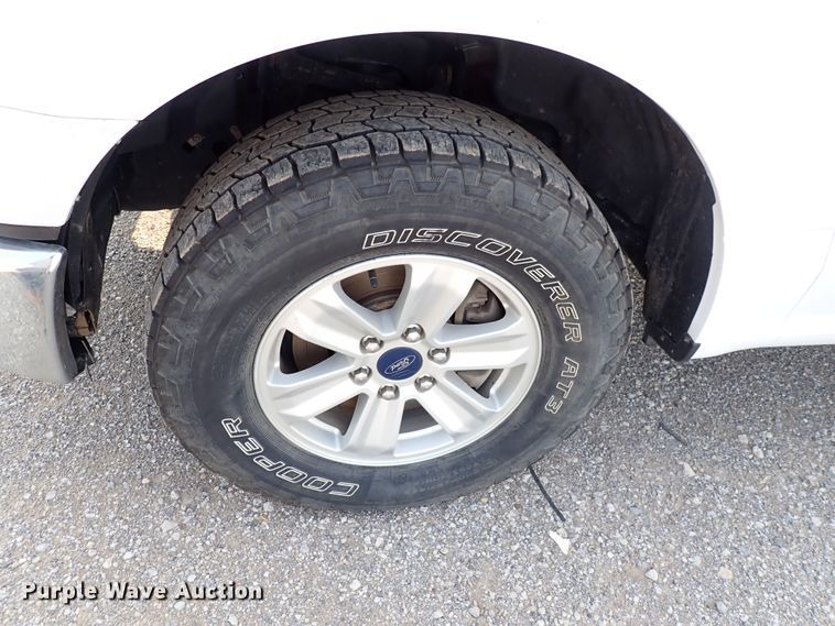 image for item DN1815 2015 Ford F150 XL  SuperCrew pickup truck