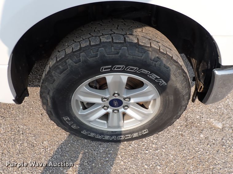 image for item DN1815 2015 Ford F150 XL  SuperCrew pickup truck