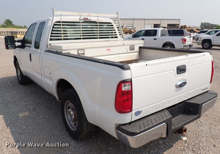 image for item DN1819 2015 Ford F250 Super Duty  SuperCab pickup truck
