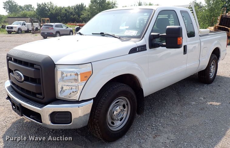 image for item DN1820 2016 Ford F250 Super Duty  SuperCab pickup truck