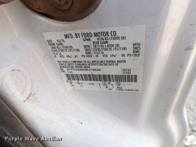 image for item DN1820 2016 Ford F250 Super Duty  SuperCab pickup truck