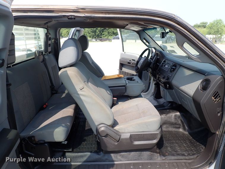 image for item DN1820 2016 Ford F250 Super Duty  SuperCab pickup truck