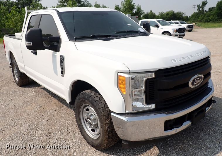 image for item DN1822 2017 Ford F250 Super Duty XL  SuperCab pickup truck