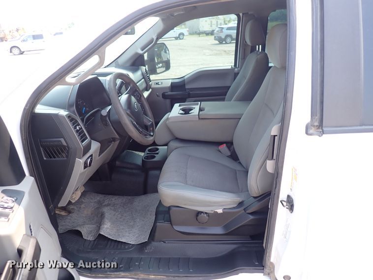 image for item DN1822 2017 Ford F250 Super Duty XL  SuperCab pickup truck