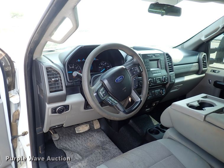 image for item DN1822 2017 Ford F250 Super Duty XL  SuperCab pickup truck