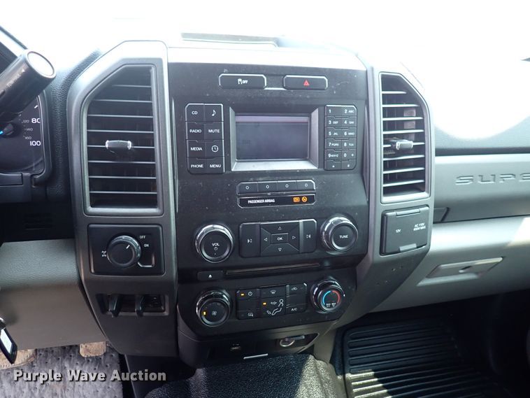 image for item DN1822 2017 Ford F250 Super Duty XL  SuperCab pickup truck