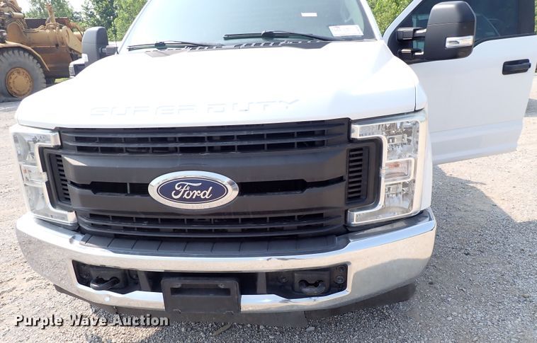 image for item DN1822 2017 Ford F250 Super Duty XL  SuperCab pickup truck
