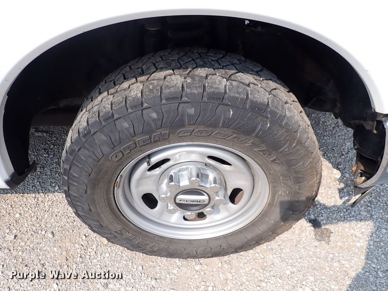 image for item DN1822 2017 Ford F250 Super Duty XL  SuperCab pickup truck