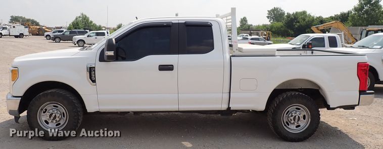 image for item DN1823 2017 Ford F250 Super Duty XL  SuperCab pickup truck