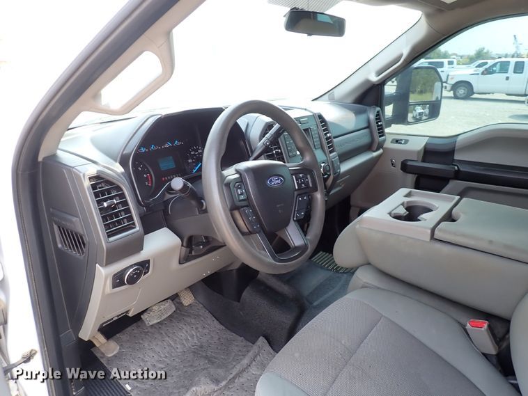 image for item DN1823 2017 Ford F250 Super Duty XL  SuperCab pickup truck