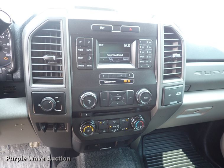 image for item DN1823 2017 Ford F250 Super Duty XL  SuperCab pickup truck