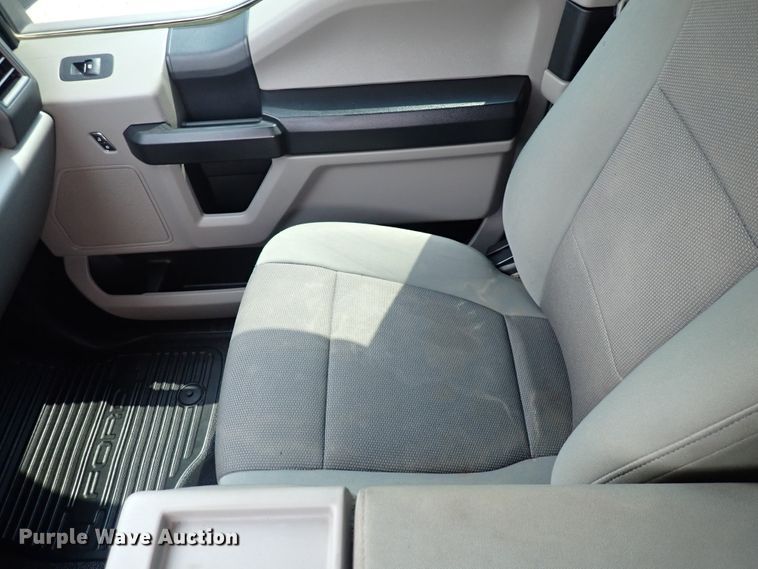 image for item DN1823 2017 Ford F250 Super Duty XL  SuperCab pickup truck