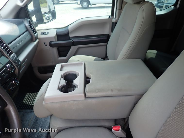 image for item DN1823 2017 Ford F250 Super Duty XL  SuperCab pickup truck