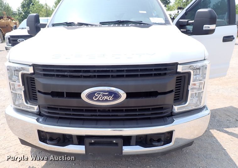 image for item DN1823 2017 Ford F250 Super Duty XL  SuperCab pickup truck