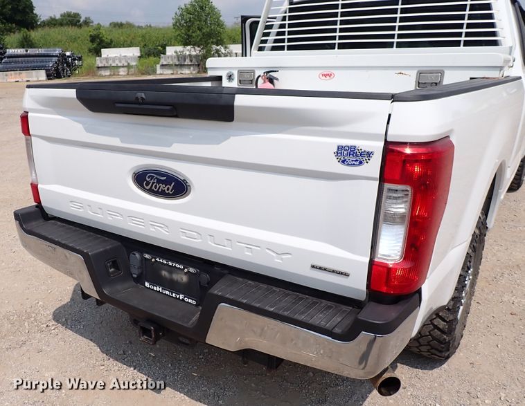 image for item DN1823 2017 Ford F250 Super Duty XL  SuperCab pickup truck