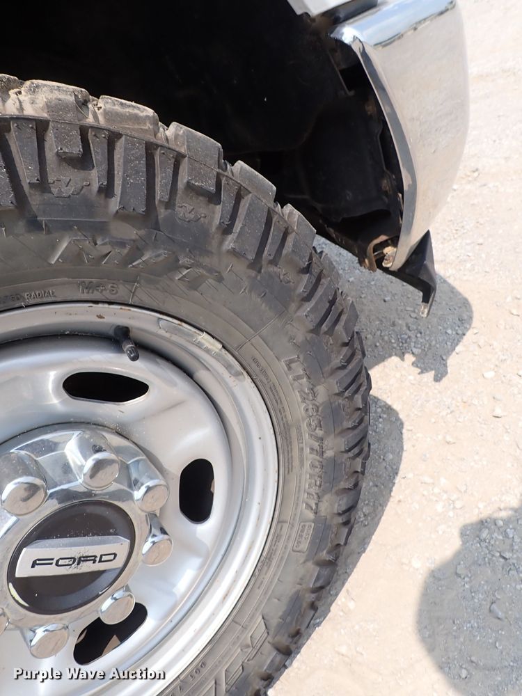 image for item DN1823 2017 Ford F250 Super Duty XL  SuperCab pickup truck