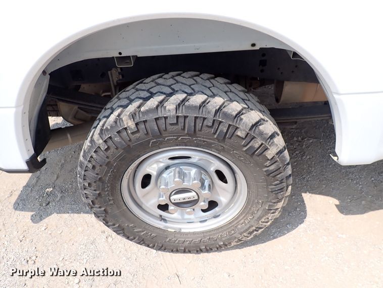 image for item DN1823 2017 Ford F250 Super Duty XL  SuperCab pickup truck