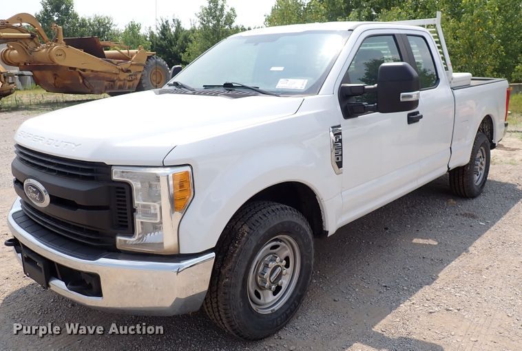 image for item DN1824 2017 Ford F250 Super Duty XL  SuperCab pickup truck