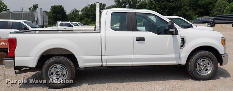 image for item DN1824 2017 Ford F250 Super Duty XL  SuperCab pickup truck