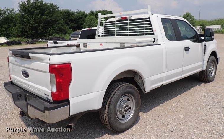 image for item DN1824 2017 Ford F250 Super Duty XL  SuperCab pickup truck