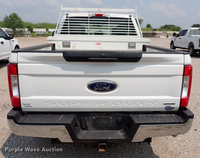 image for item DN1824 2017 Ford F250 Super Duty XL  SuperCab pickup truck