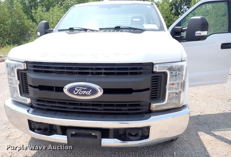 image for item DN1824 2017 Ford F250 Super Duty XL  SuperCab pickup truck