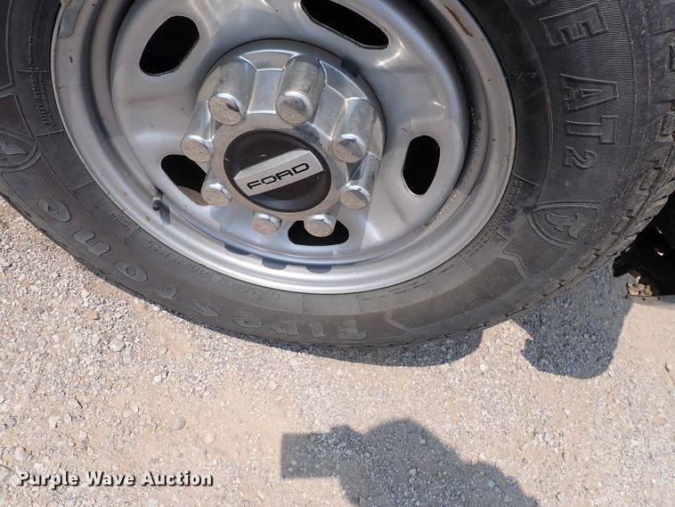 image for item DN1824 2017 Ford F250 Super Duty XL  SuperCab pickup truck