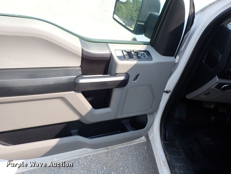 image for item DN1825 2018 Ford F150 XL  SuperCrew pickup truck