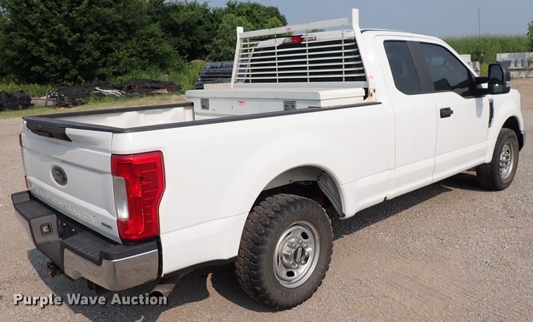 image for item DN1826 2017 Ford F250 Super Duty XL  SuperCab pickup truck