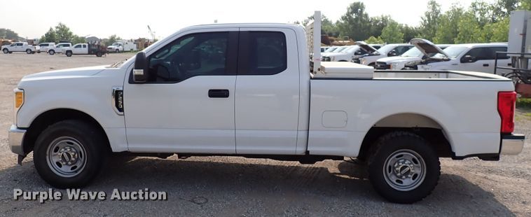 image for item DN1826 2017 Ford F250 Super Duty XL  SuperCab pickup truck