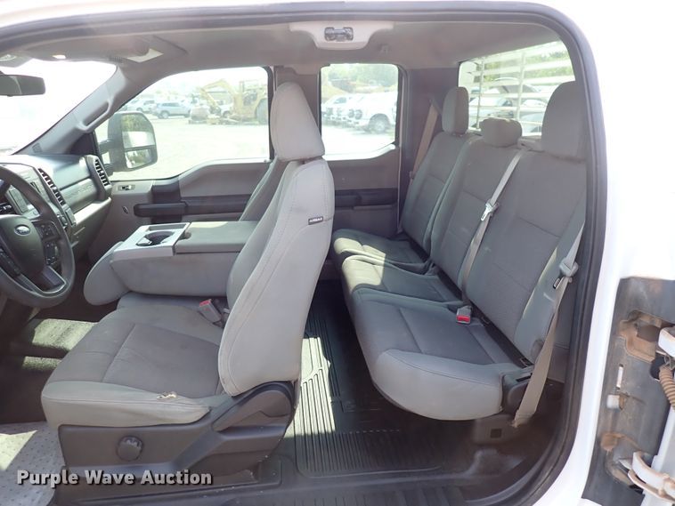 image for item DN1826 2017 Ford F250 Super Duty XL  SuperCab pickup truck