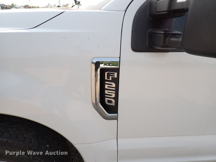 image for item DN1826 2017 Ford F250 Super Duty XL  SuperCab pickup truck