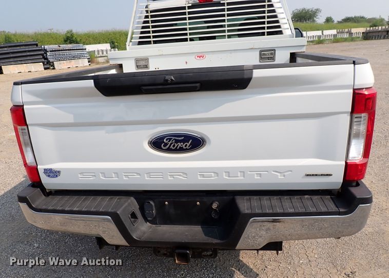 image for item DN1826 2017 Ford F250 Super Duty XL  SuperCab pickup truck