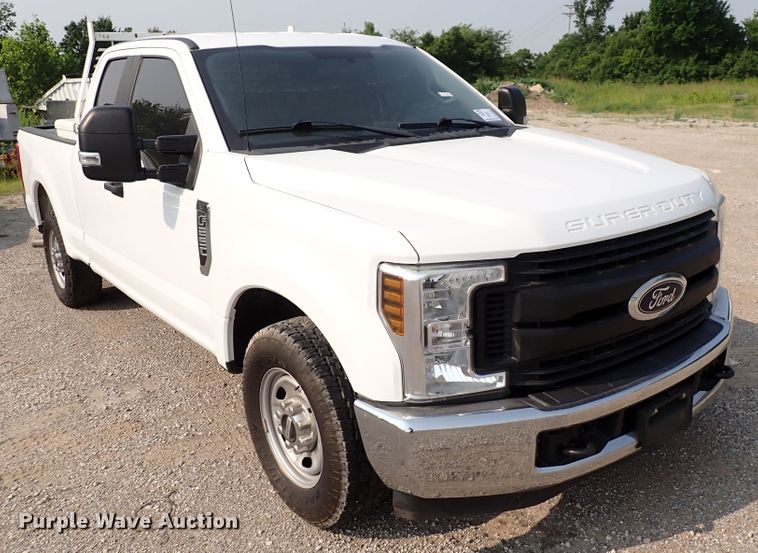 image for item DN1827 2018 Ford F250 Super Duty XL  SuperCab pickup truck